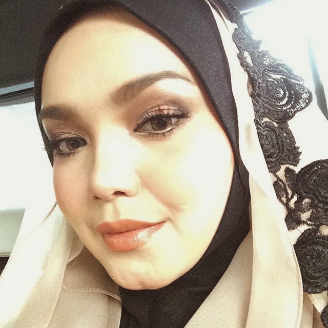  Gambar  Siti  Nurhaliza  Terbaru  Koleksi Gambar  Artis Malaysia