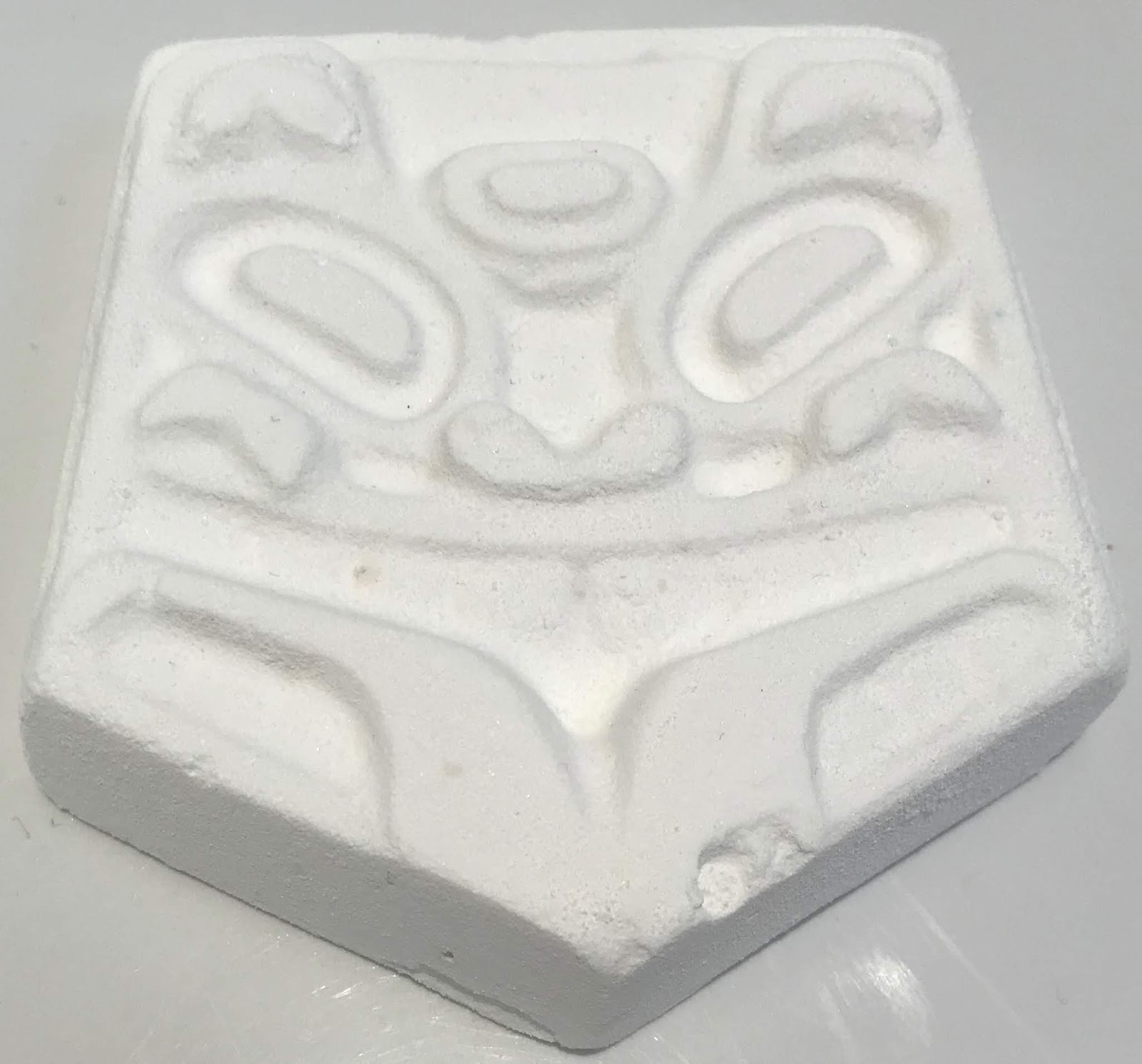 All Things Lush UK Great Bear Bath Bomb