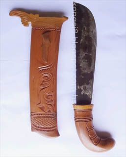 Senjata Tradisional Indonesia dari 35 Provinsi, Nama, Gambar, dan