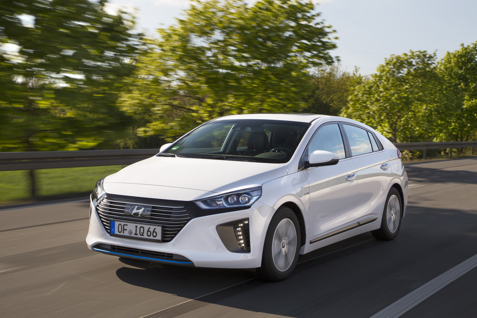 Hyundai Ioniq PlugIn Hybrid Now Available For Order In Europe [40 Pics