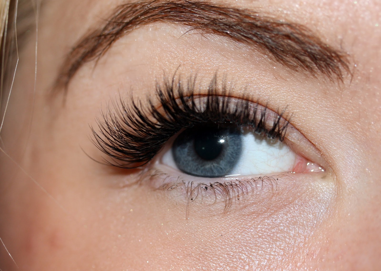 My Eyelash Extension Experience Dolly Bow Bow Fashion and Beauty Blog