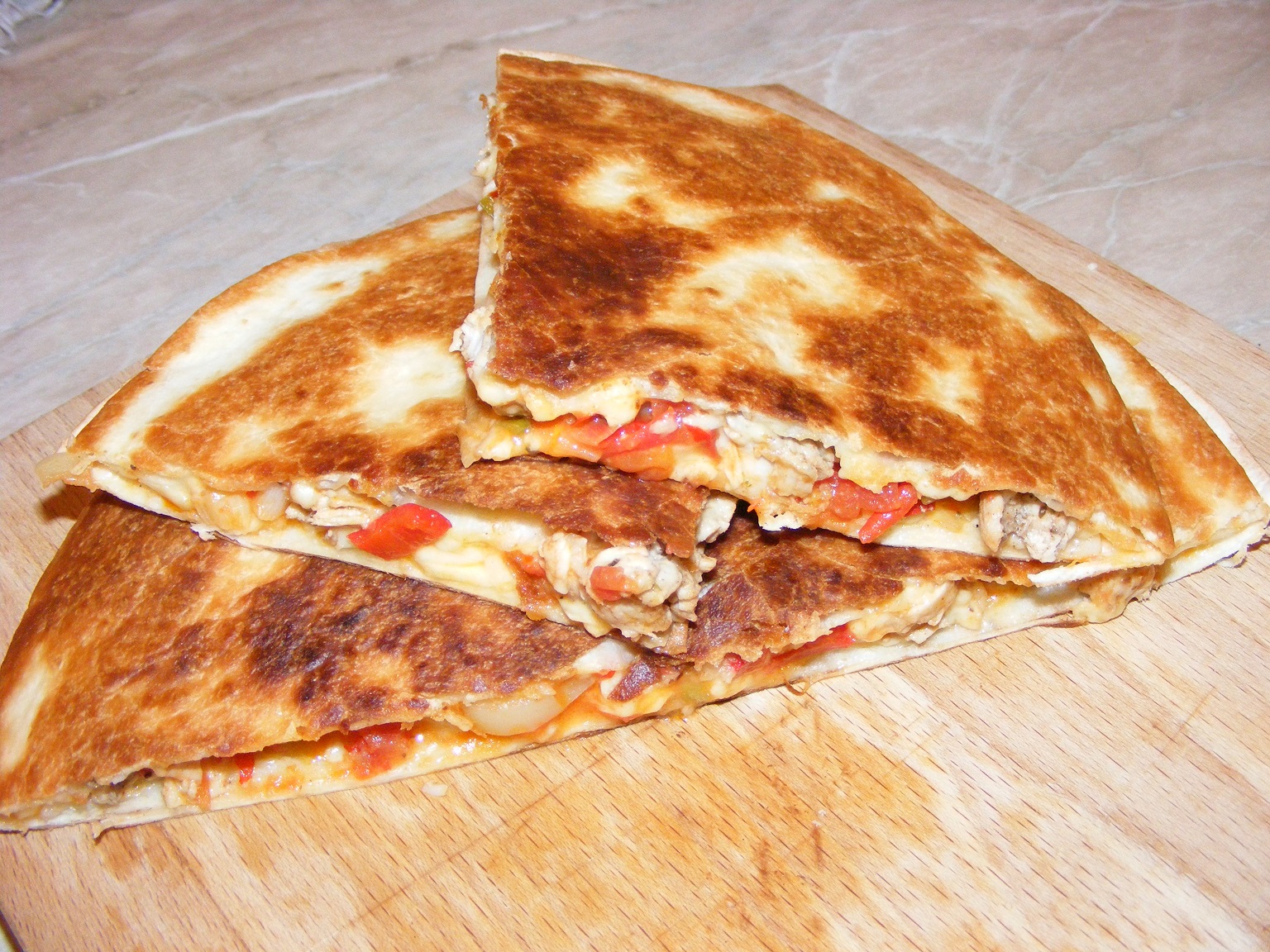 Quesadilla cu piept de curcan Preparatedevis.ro