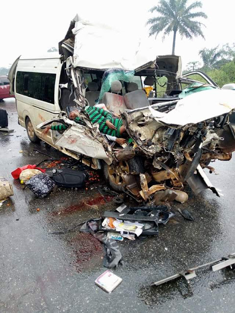 Graphic Photos: Two female ABSU students, others killed in fatal accident in Imo