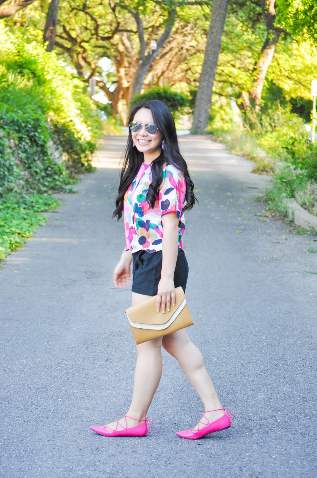 3 Reasons to Wear a Colorful Printed Top | www.thebellainsider.com