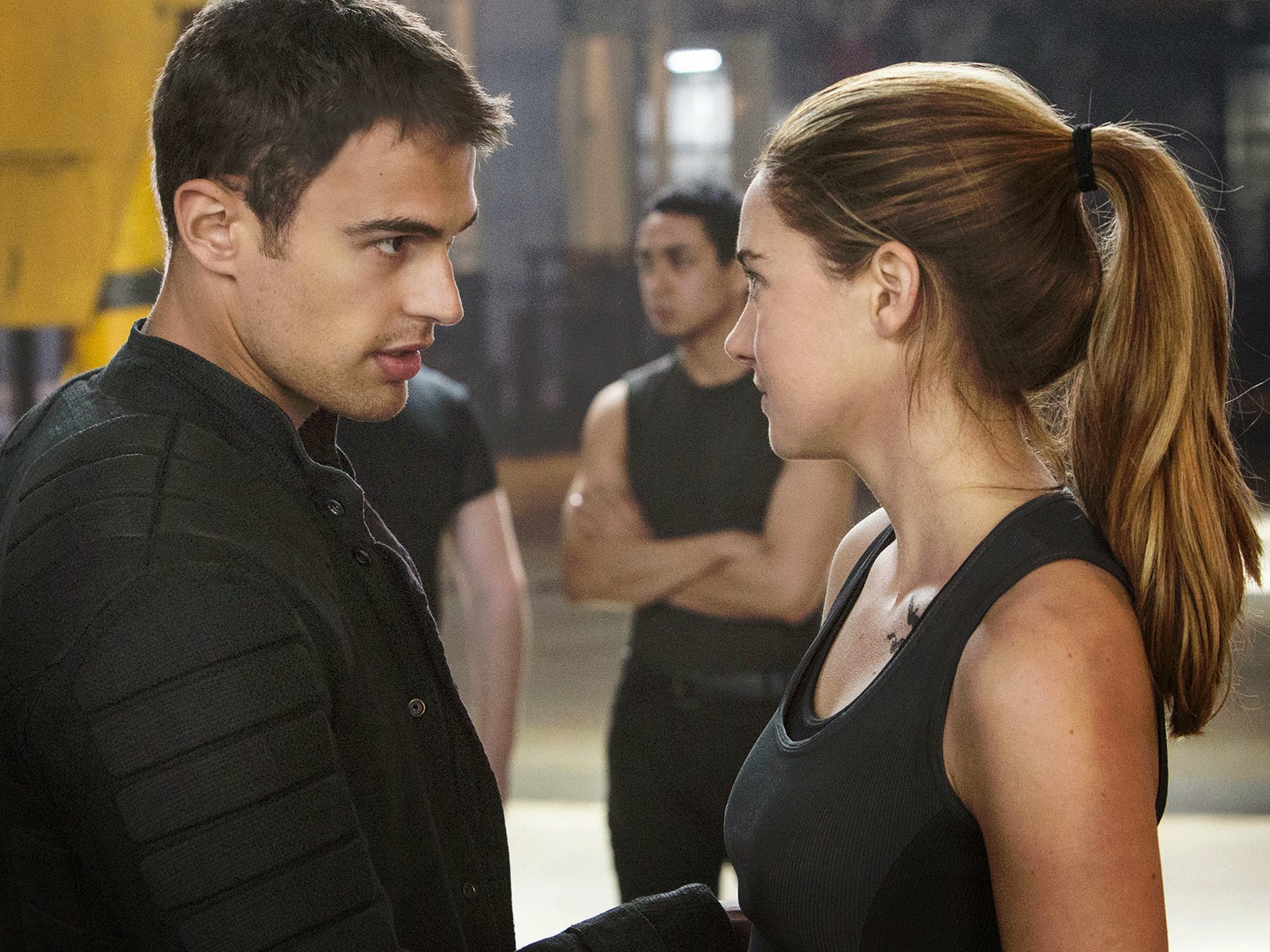 Shailene Woodley and Theo James