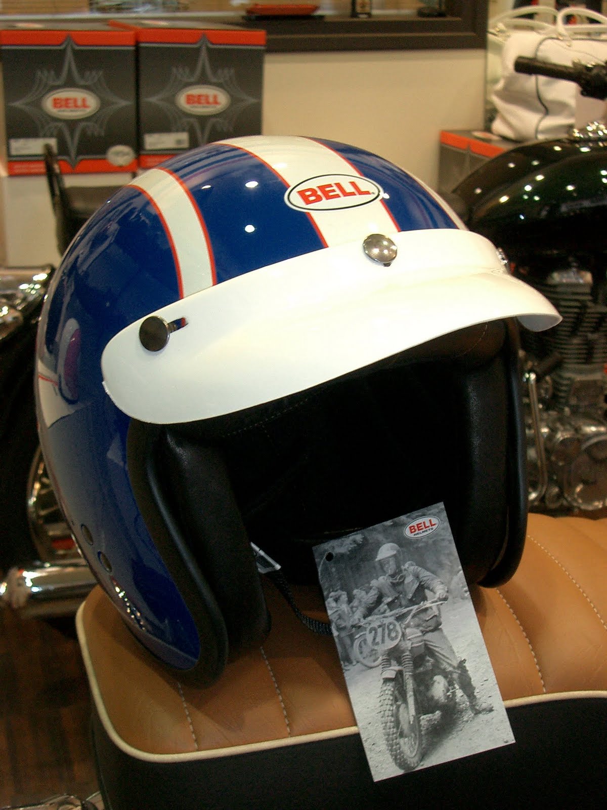 El Corra Motors: Steve SIX DAY Bell only @ Royal McQueen