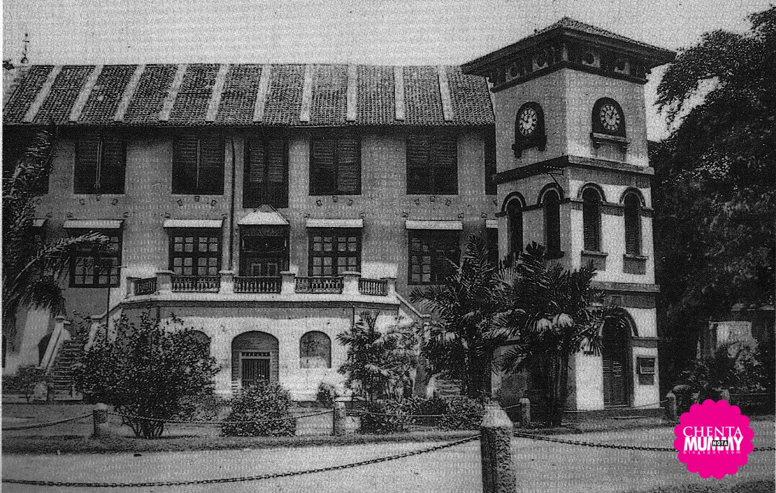 Disebalik Cerita Bangunan Stadhuys Melaka Julia Ali