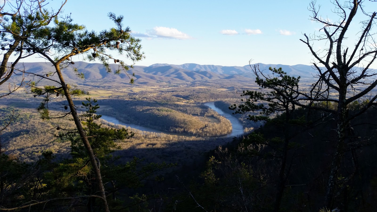 "Lee 333 Challenge" Hike all the trails in the Washington