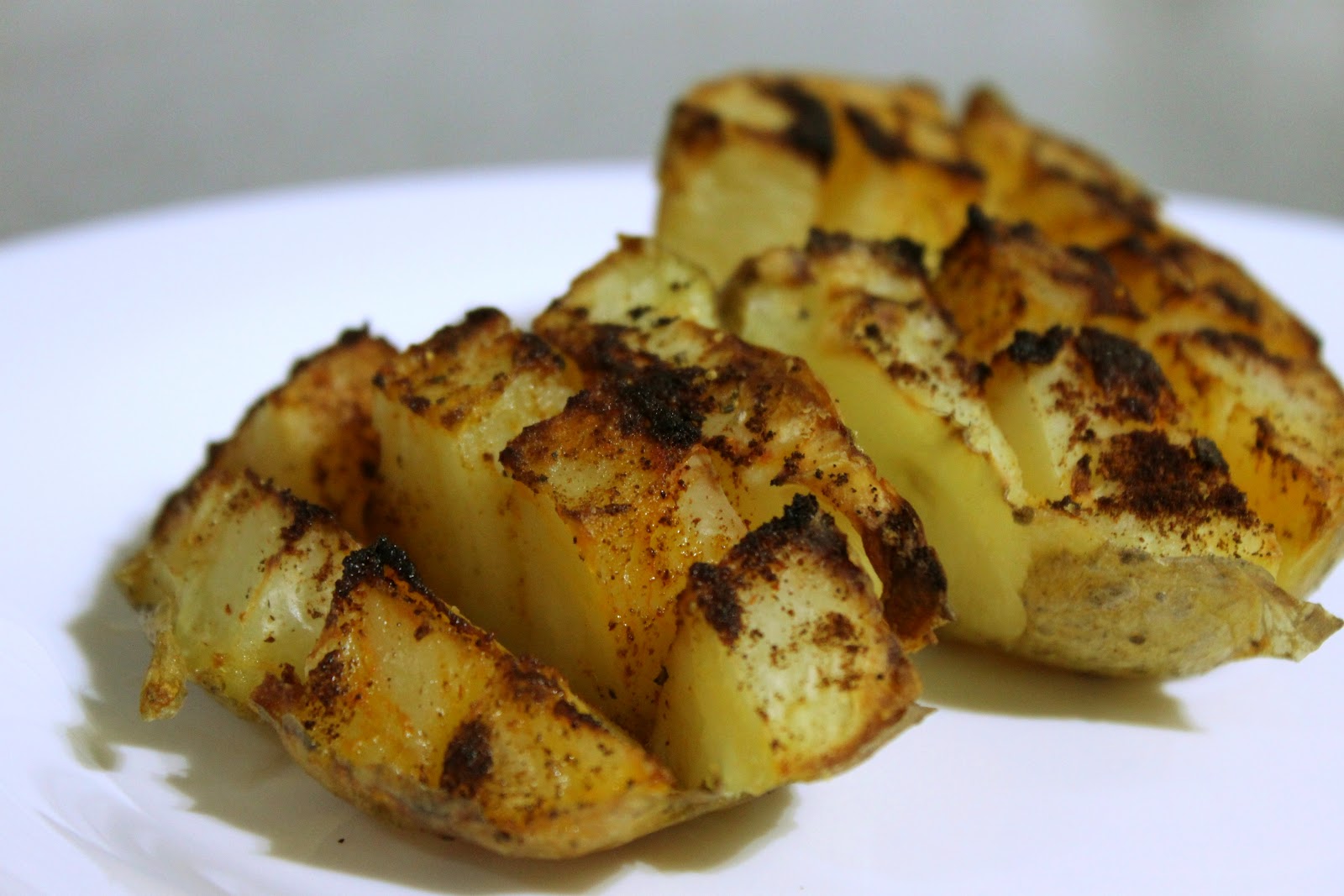 Paprika roasted baked potatoes - Amuse Your Bouche