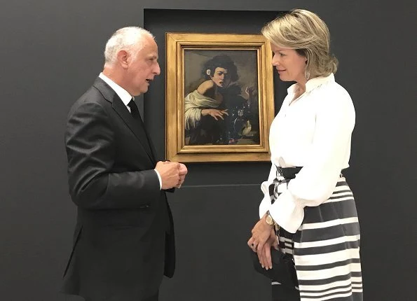 Queen Mathilde of Belgium visited 'Rubens: The Master Lives' exhibition held at the Peter Paul Rubens House in the Antwerp M HKA museum. Natan trousers