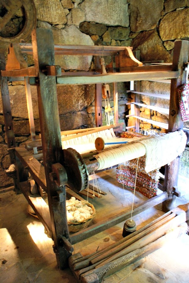 fervenza-casa-rural-lugo-galicia-telar-womantosantiago