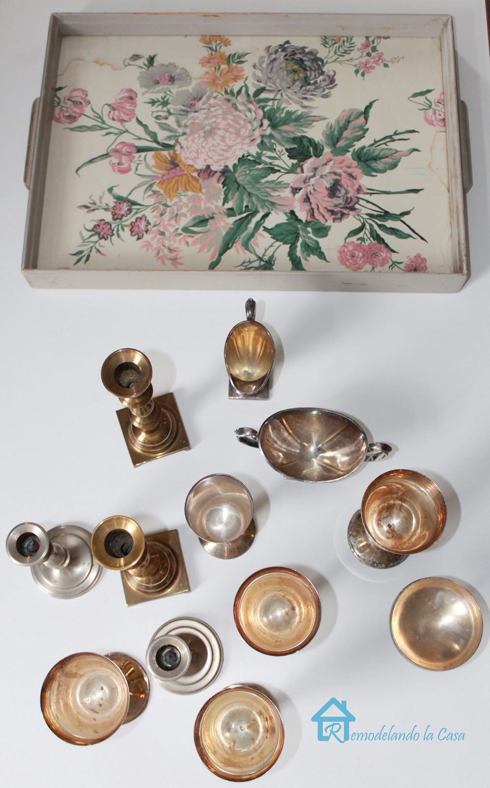 Showing Some Age Tray Makeover Remodelando La Casa