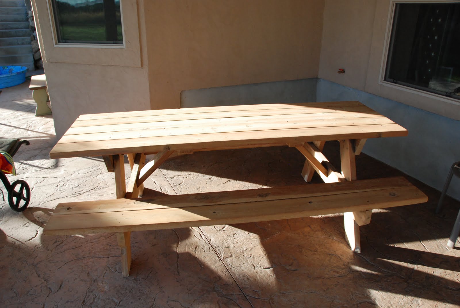 Emmettville New Life to an Old Picnic Table