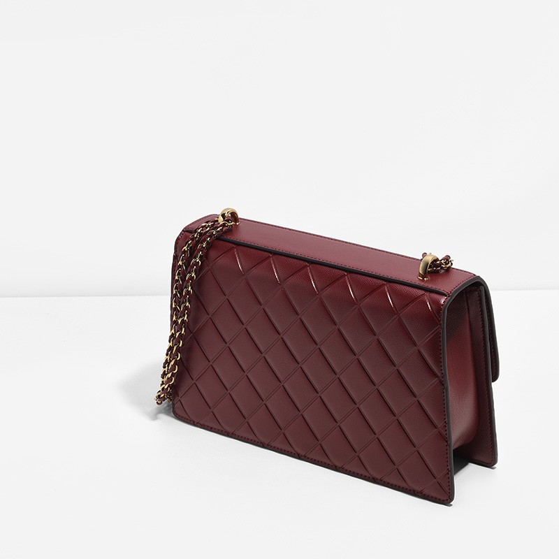 MAF Fashion & Beauty House CHARLES & KEITH QUILTED CHAIN SHOULDER BAG