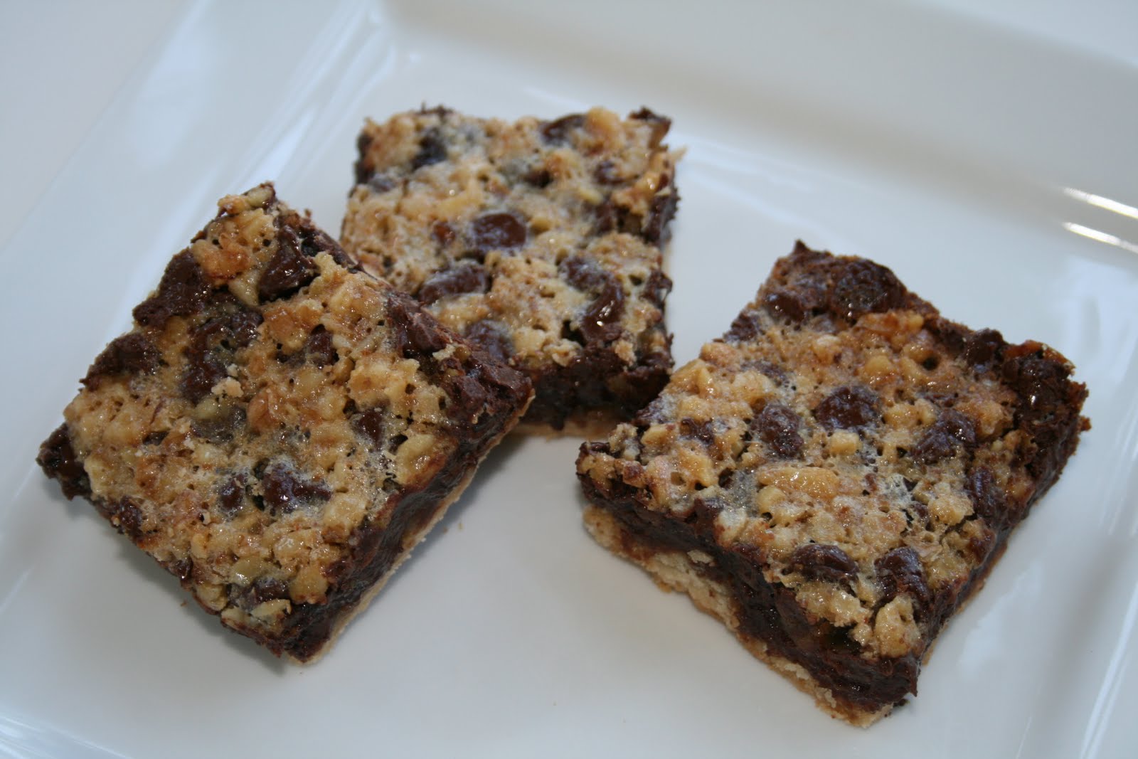 All Betz Off Chocolate Walnut Pie Bars