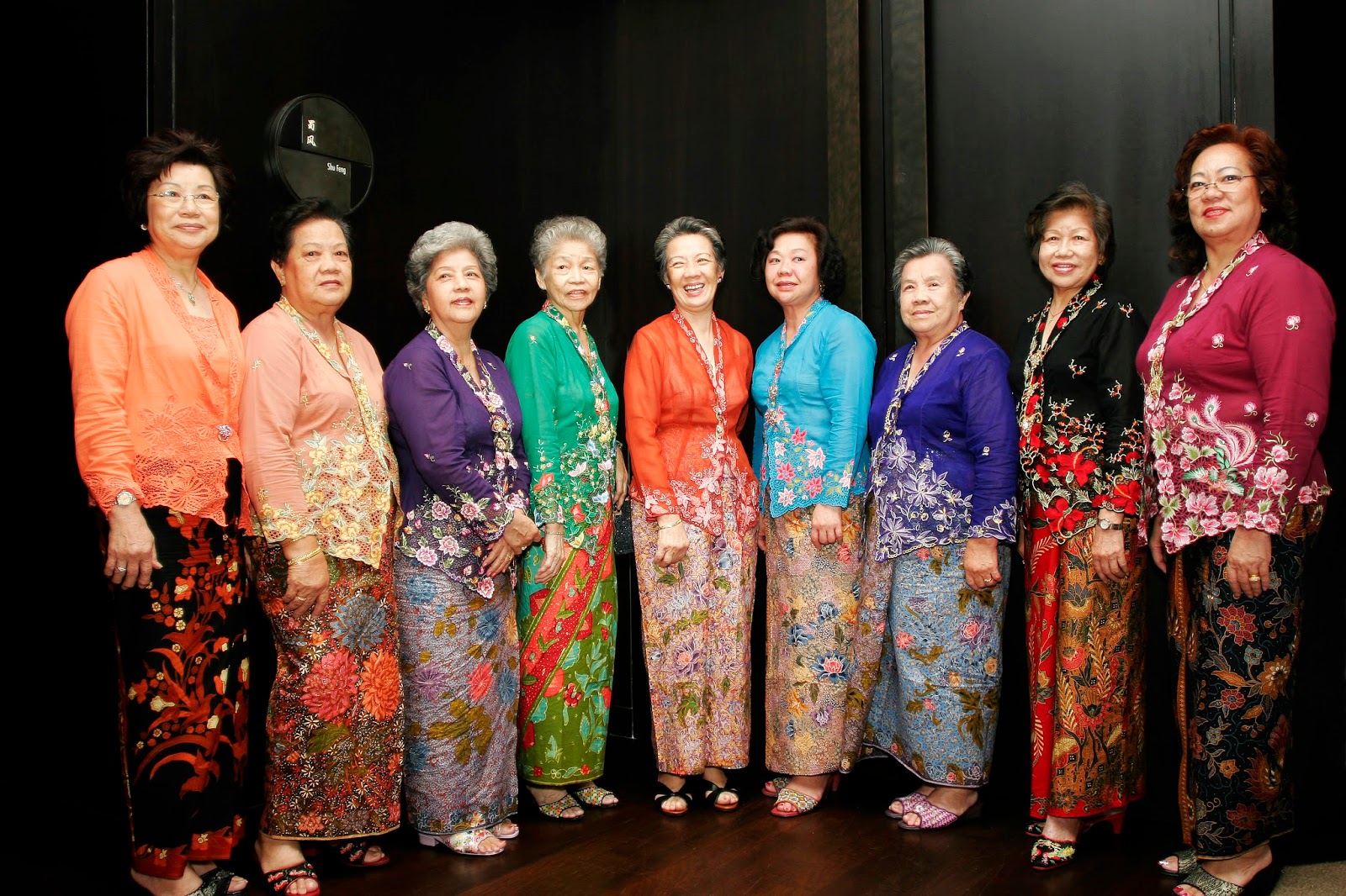 1 World Sarongs - "The Sarong Source Blog": cotton sarong
