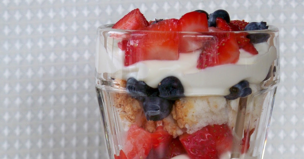 Berry Trifle Recipe - Adventures of a DIY Mom