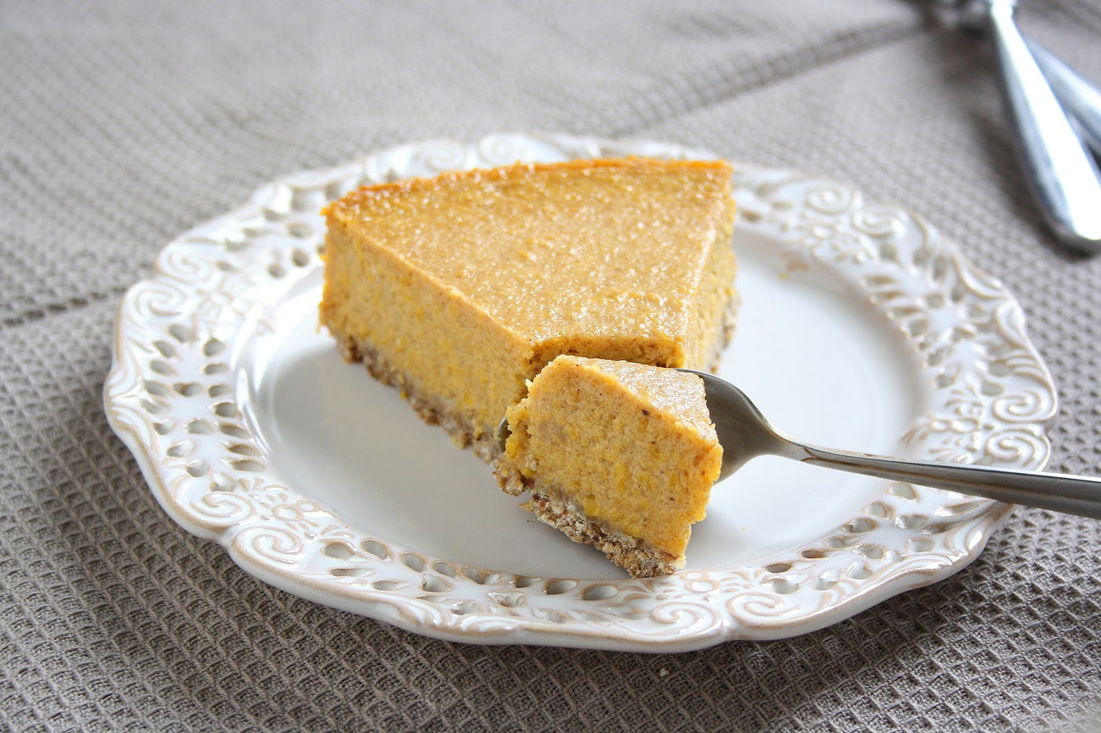 collecting memories Healthy Pumpkin Honey Greek Yogurt Pie