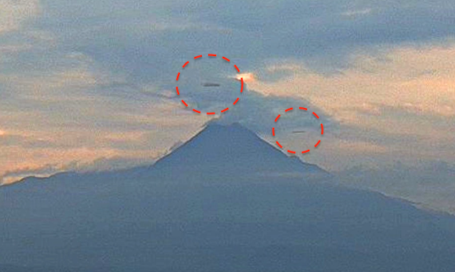 UFO News ~ Two 500 Meter UFOs Seen On Live Cam Over Colima Volcano, Mexico and MORE Mexico%252C%2BColima%252C%2BVolcano%252C%2Bhanger%252C%2Bsphinx%252C%2BMoon%252C%2Bsun%252C%2BAztec%252C%2BMayan%252C%2Bvolcano%252C%2BBigelow%2BAerospace%252C%2BUFO%252C%2BUFOs%252C%2Bsighting%252C%2Bsightings%252C%2Balien%252C%2Bstation%252C%2B%252C%2Bplanet%2BX%252C%2Bspace%252C%2Btech%252C%2BDARPA%252C05111112