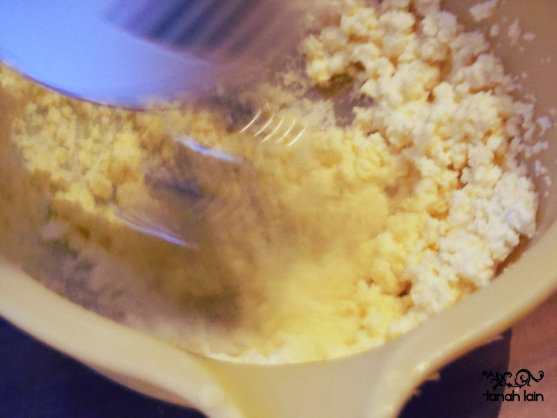 Budnt Cake de Nata (crema de leche) con pasas y nueces