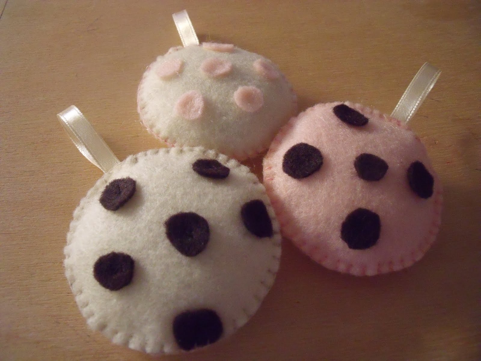 The Handmade Passion Felt food play, Pincushions, Keychains, Brooches