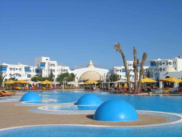 مدينة  الحمامات في تونس