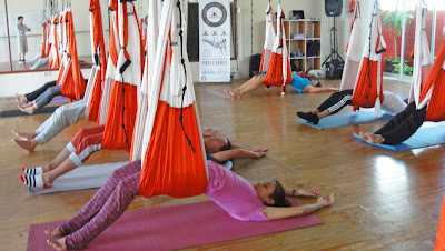formación yoga aéreo