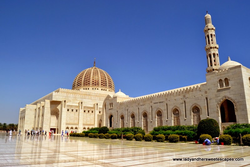 Sultan Qaboos Grand Mosque's main building