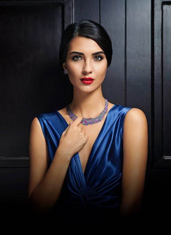 Gallery Foto Artis Turki Cantik Seksi Tuba Buyukustun - Merk yg Bagus