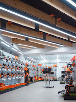 Дизайн эксклюзивного магазина салона STIHL и VIKING Екатеринбург Dulisov design студия интерьер Exclusive store market interior