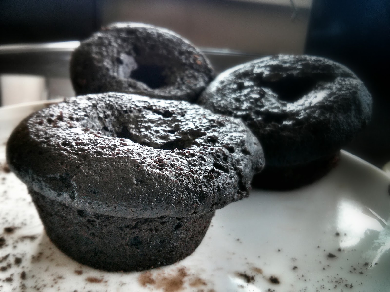 i/o Lava Java Chocolate Coffee Cupcake Doughnuts