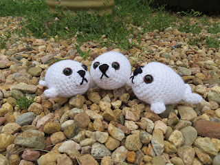 baby seal crochet plushie from Hooked by Kati 