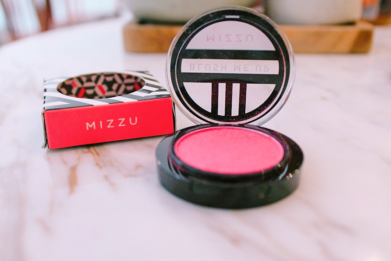 Review mizzu blush me up in pink lustre.