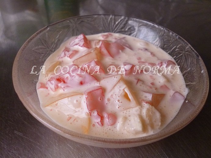 GELATINA MOSAICO CON PIÑA Y CREMA (A MI MANERA) La Cocina de Norma