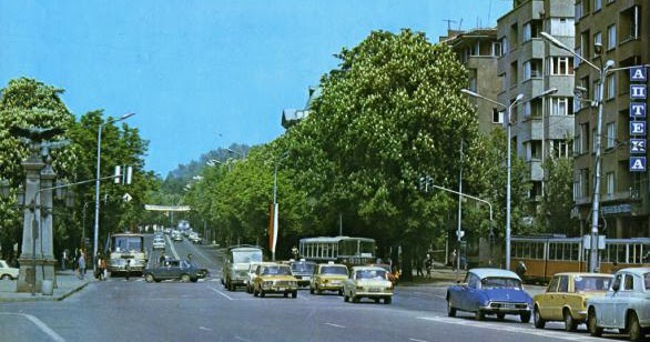 София,80-те ~ Бгспомен