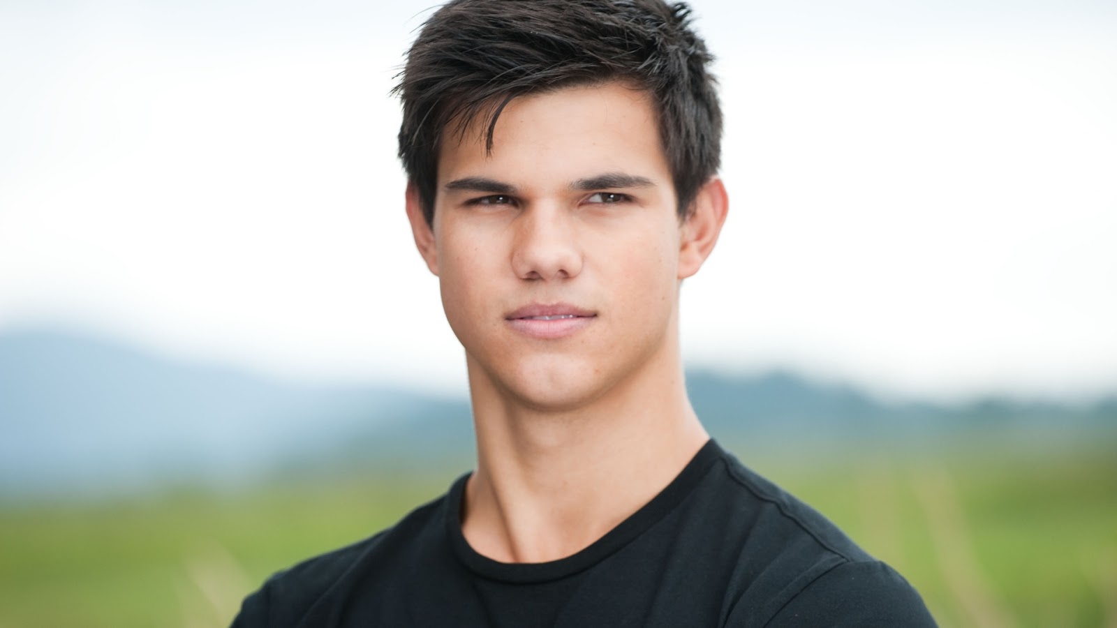 Taylor Lautner Jacob Black 17