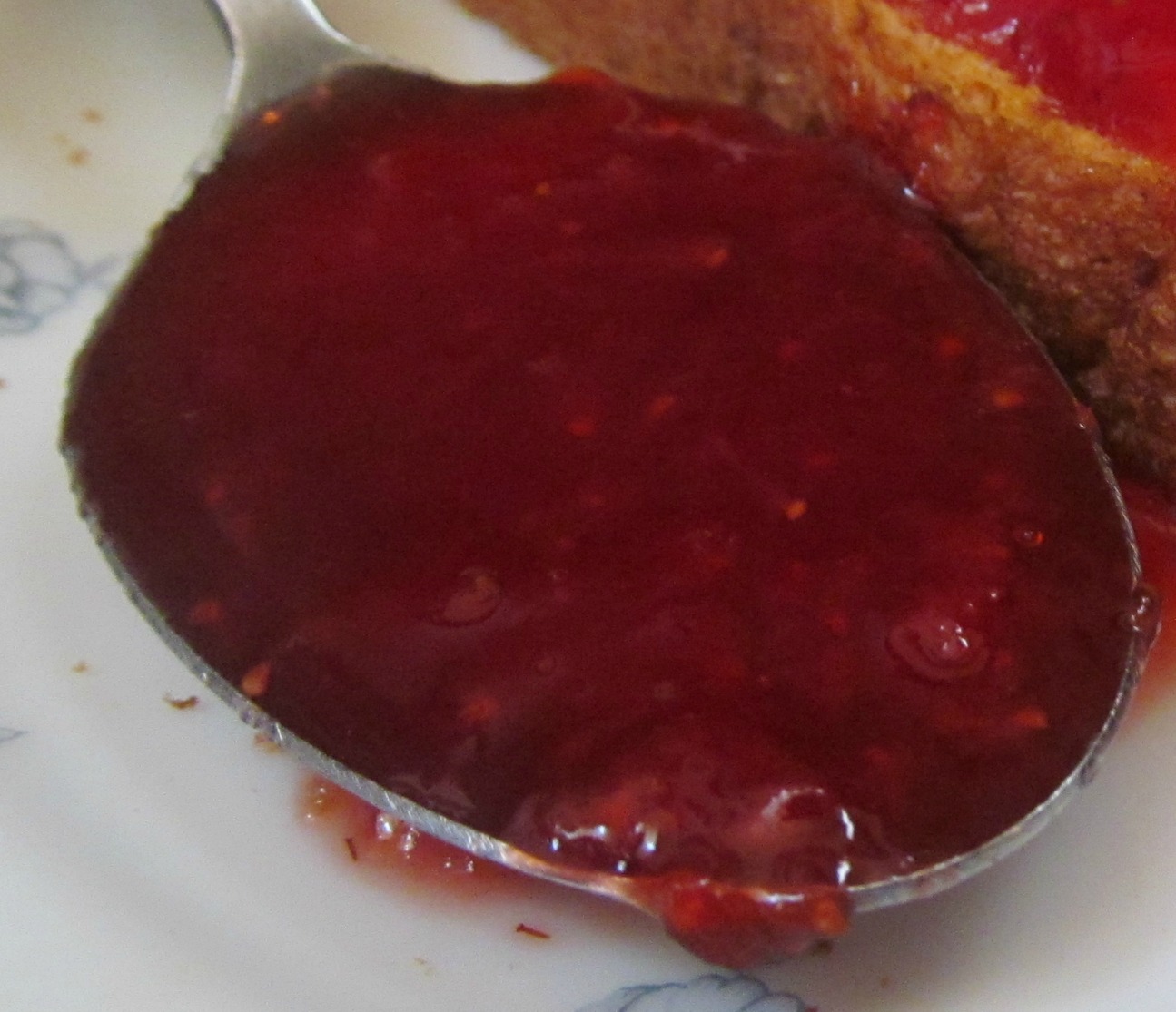 LL Farm Strawberry Freezer Jam (without pectin)