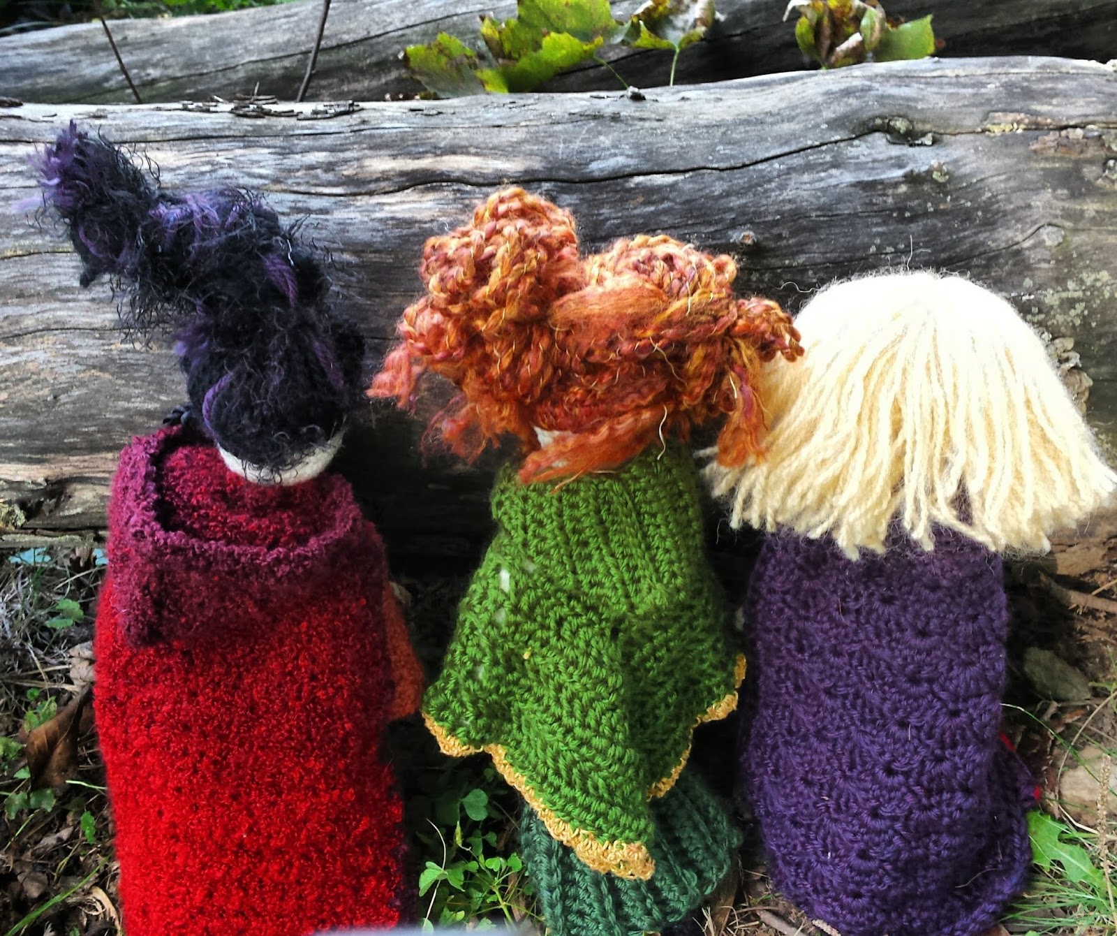 See Rachel Craft. Sanderson Sisters Crochet Dolls