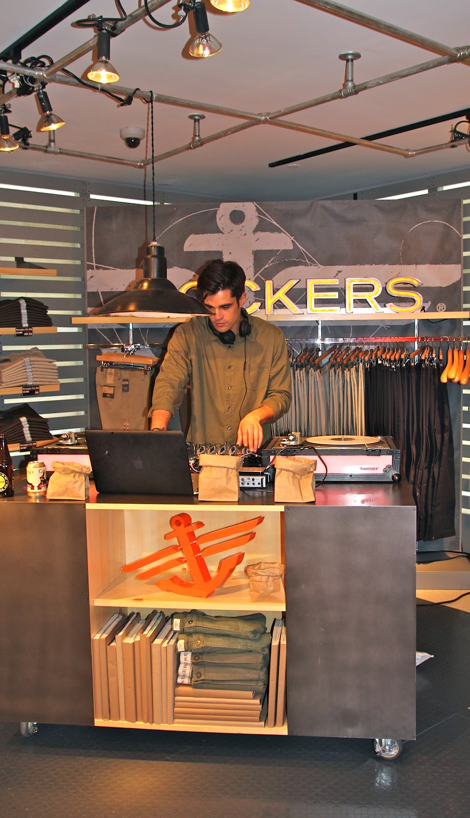 DOCKERS® FALL/WINTER 2012 Media Preview