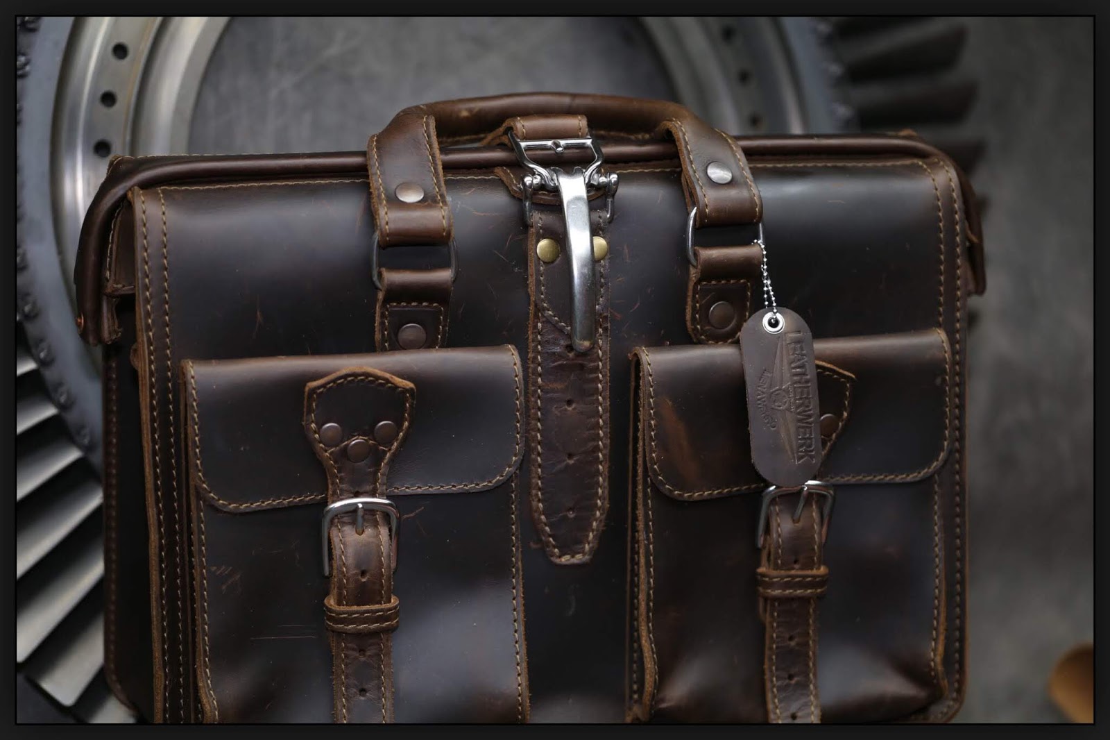 LeatherWerk: Saddleback Leather Co Flight Bag Mods