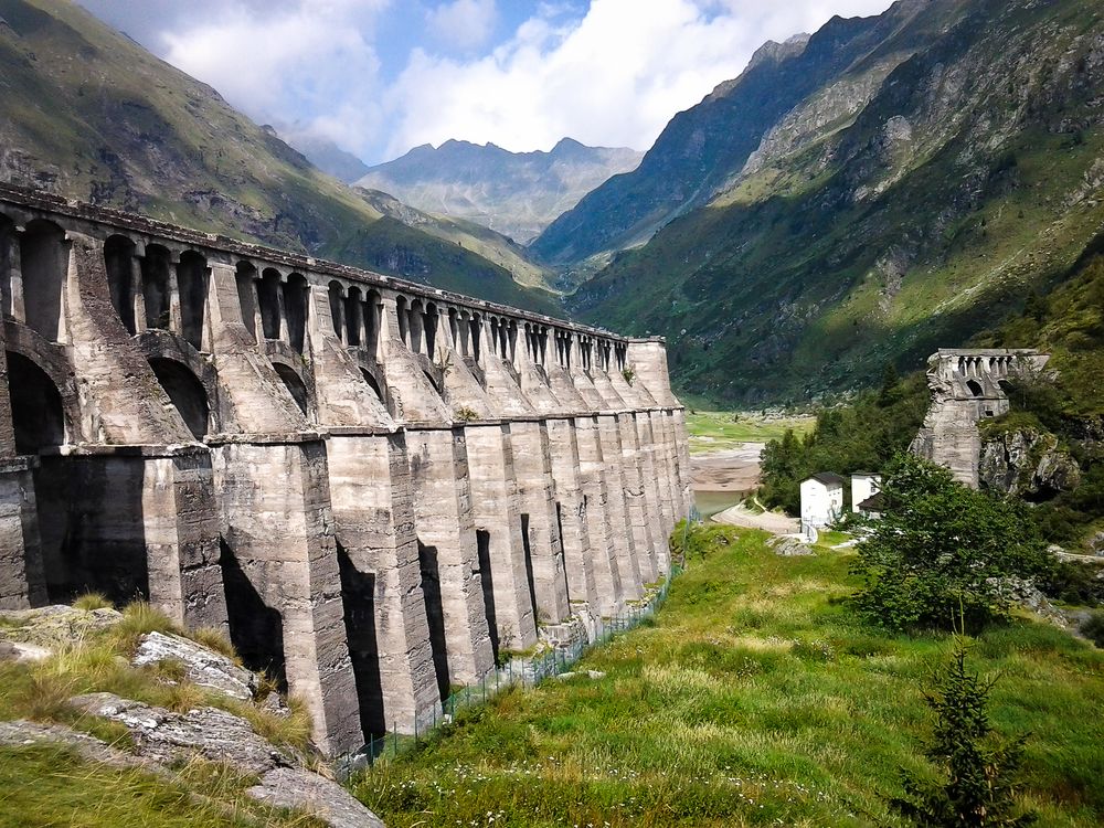 Gleno Dam