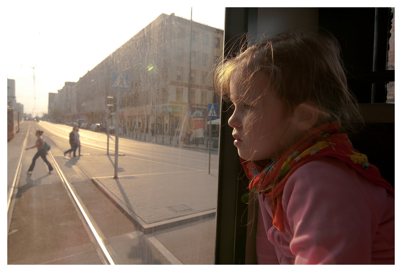 Wracając Do Domu Scrooge Zamiast Swojej Kołatki Do Drzwi Zobaczył julka: Wracając do domu