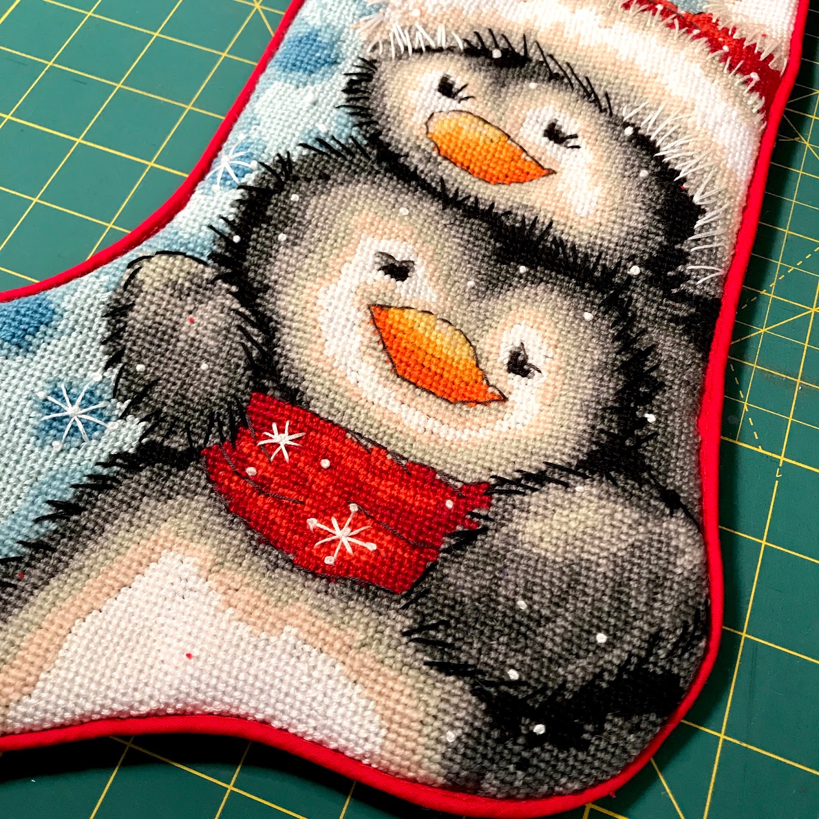 Dimensions Needlepoint Hugging Penguins Personalized Christmas Stocking  Kit, Printed 12 Mesh Canvas, 16