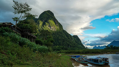 Muang Ngoi Neua riverside