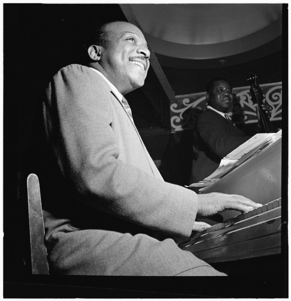 Potluck Suicide William Count Basie A Potluck Moment potluck-suicide-william-count-basie-a-potluck-moment
