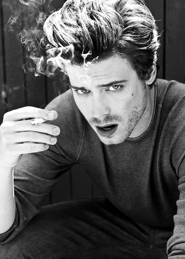 Favorite Hunks & Other Things: Prime Time Supporters: François Arnaud