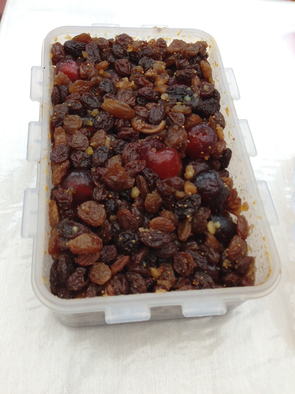 Delia smith Mummy cook!: Christmas cake 2012 - part 1