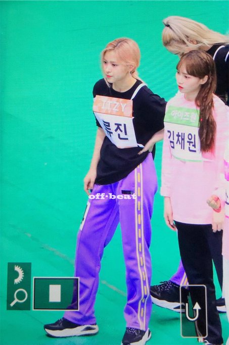 취향저격하던 날의 있지 ITZY 류진 분위기 모음.jpgif | 인스티즈