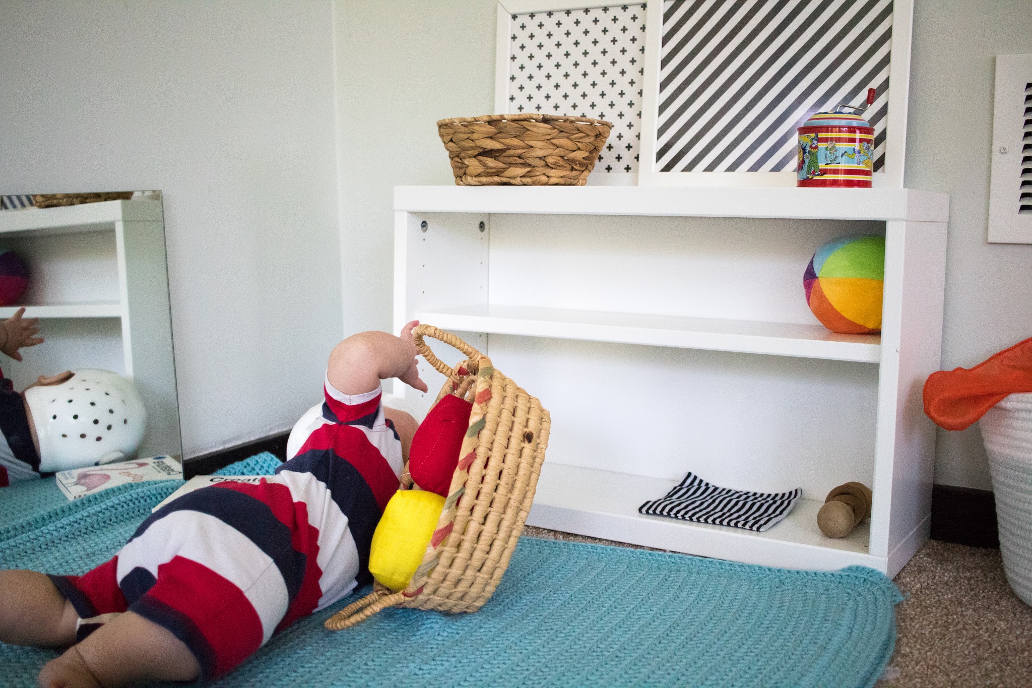 Using a Shelf Montessori Baby Week 26