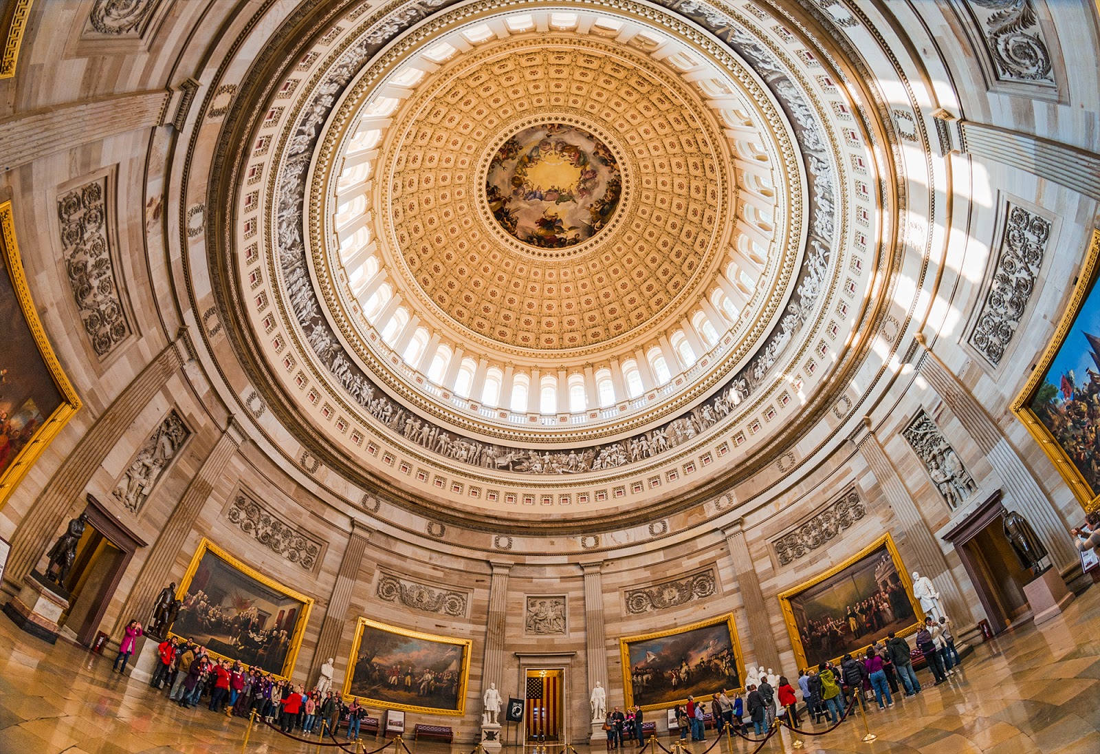 Full Frame Fisheye Lens